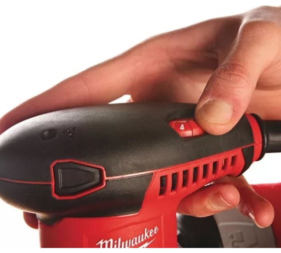 Шлифмашина ROS 125 E Milwaukee 4933433180