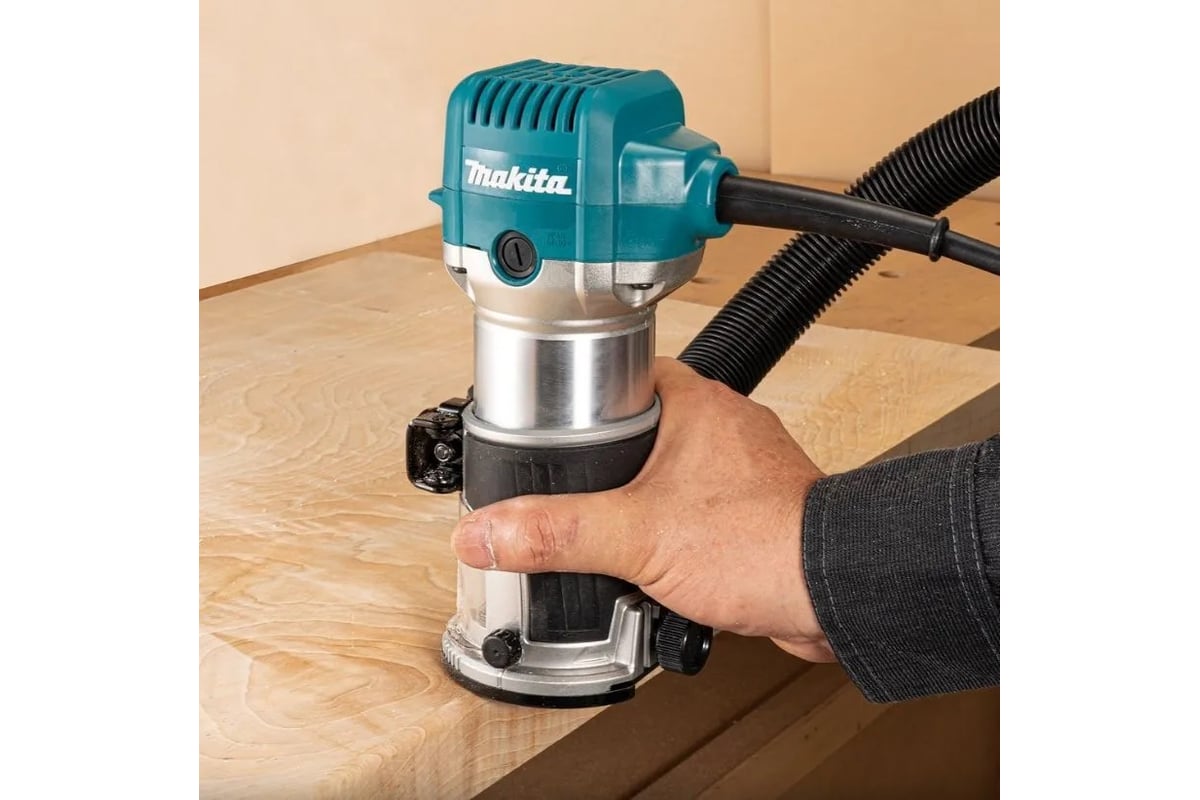 Фрезер RT0702CX2 Makita сумка