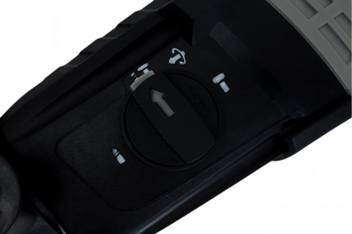 Перфоратор П-25/750ЭР SDS plus кейс Интерскол 733.1.0.70