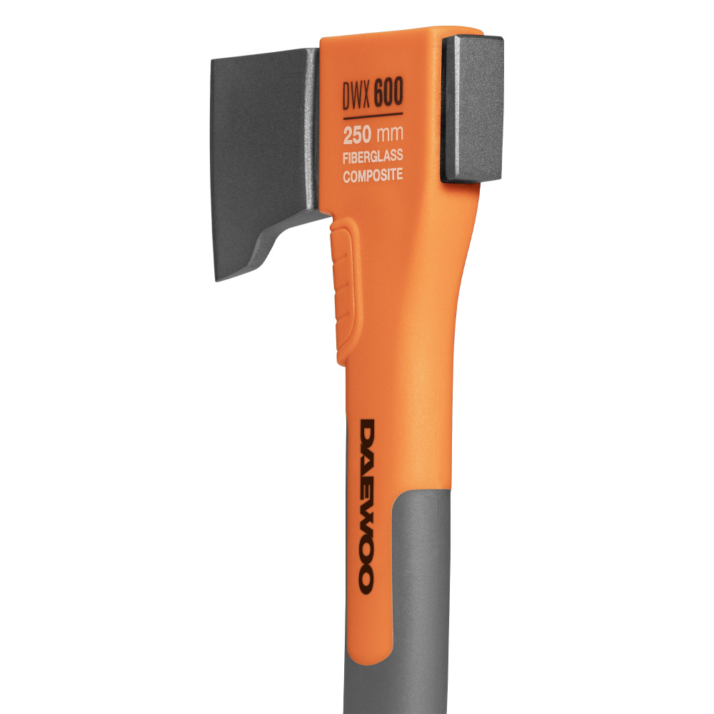 Топор универсальный DAEWOO 250 мм DWX 600