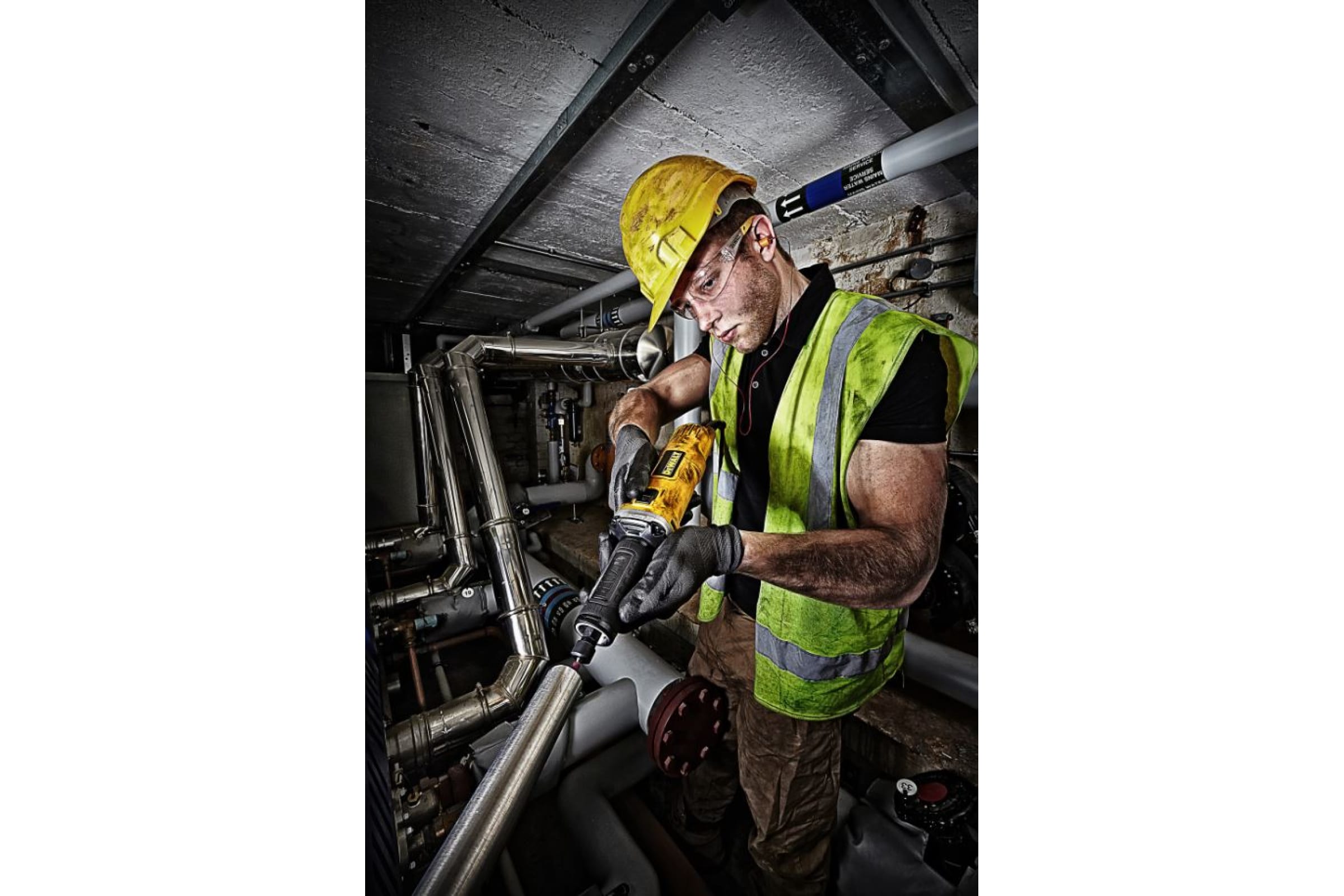 Прямошлифмашина DWE4884-QS DeWALT