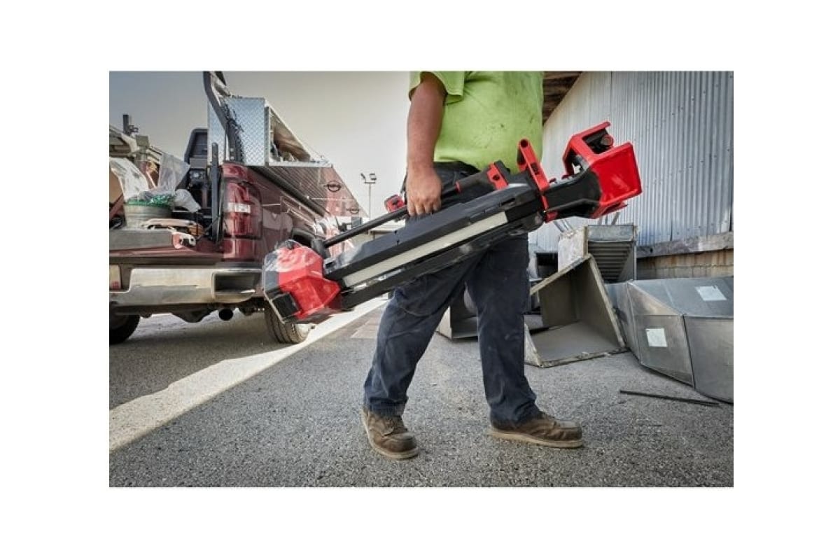 Акк. мачта освещения M18 HOSALC-0 с з/у Milwaukee 4933478116