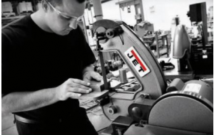 График работы в новогодние праздники 2019