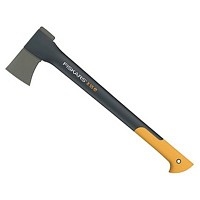 Топор Fiskars Х15 унив. эласт/руч 1520гр 121460 в чехле