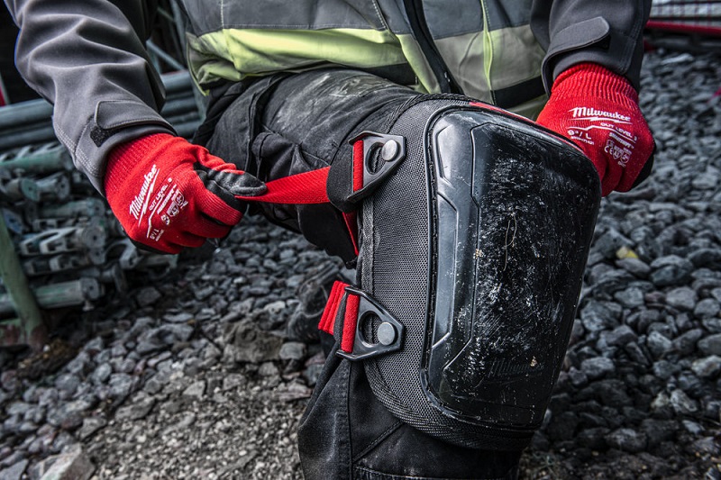 Наколенники защитные Hard 1 пара Milwaukee 4932478137