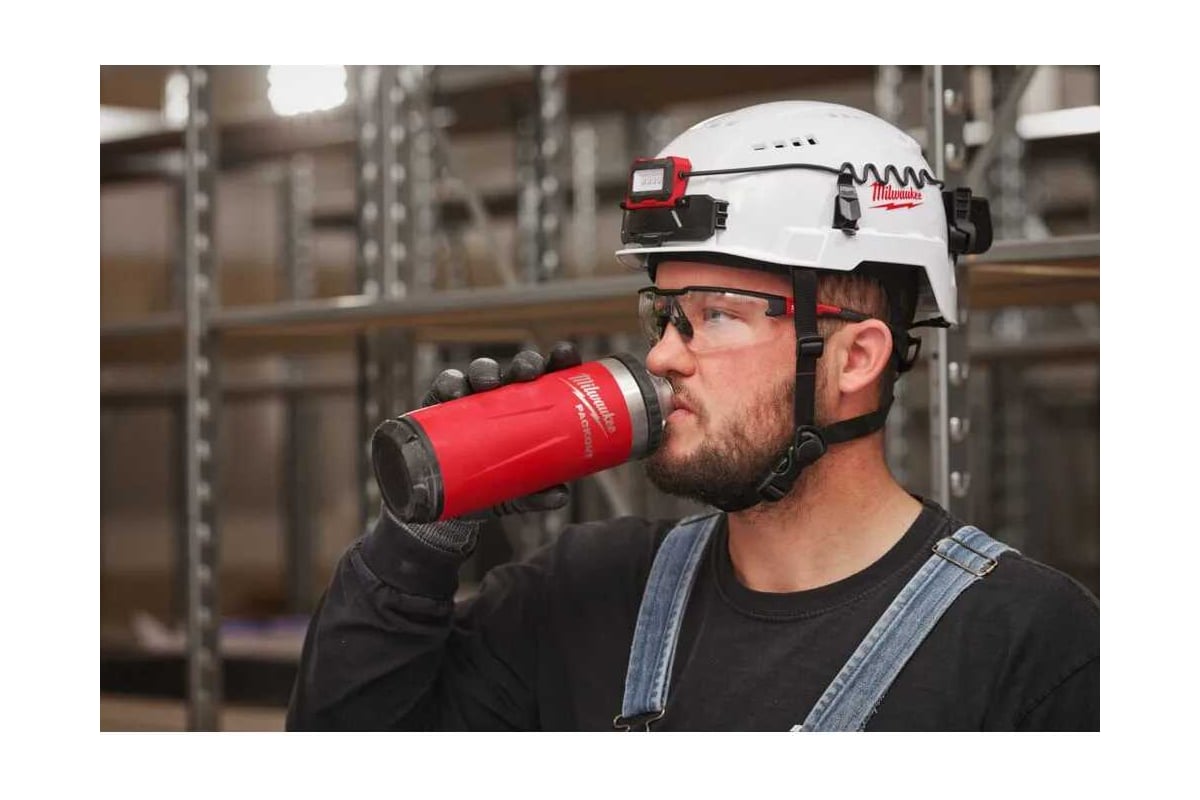 Термос  532 мл красный PACKOUT Milwaukee 4932493991